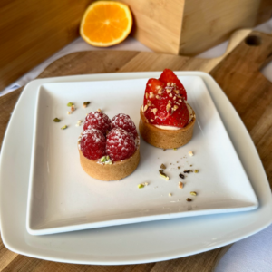 Red fruit lunch tart 18 pieces
